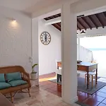 Canto 30 E Um - Host & Chill 3* Ribeira Grande