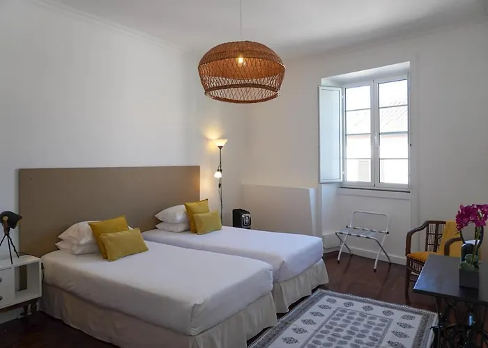 Canto 30 E Um - Host & Chill 3*