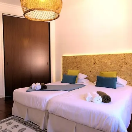 Canto 30 E Um - Host & Chill 3*