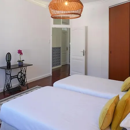 Canto 30 E Um - Host & Chill Gasthof Ribeira Grande