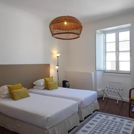 Canto 30 E Um - Host & Chill 3*