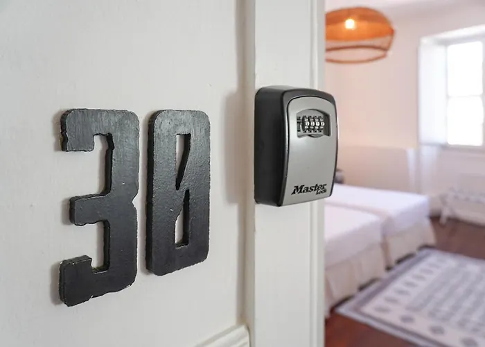 Gasthof Canto 30 E Um - Host & Chill