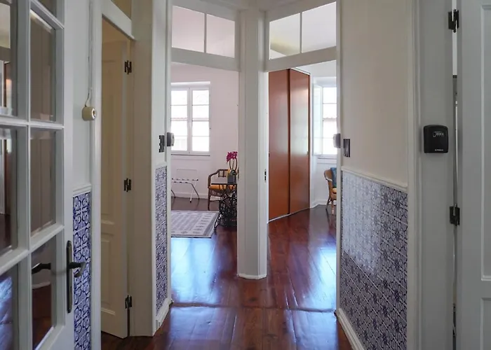 Canto 30 E Um - Host & Chill 3*